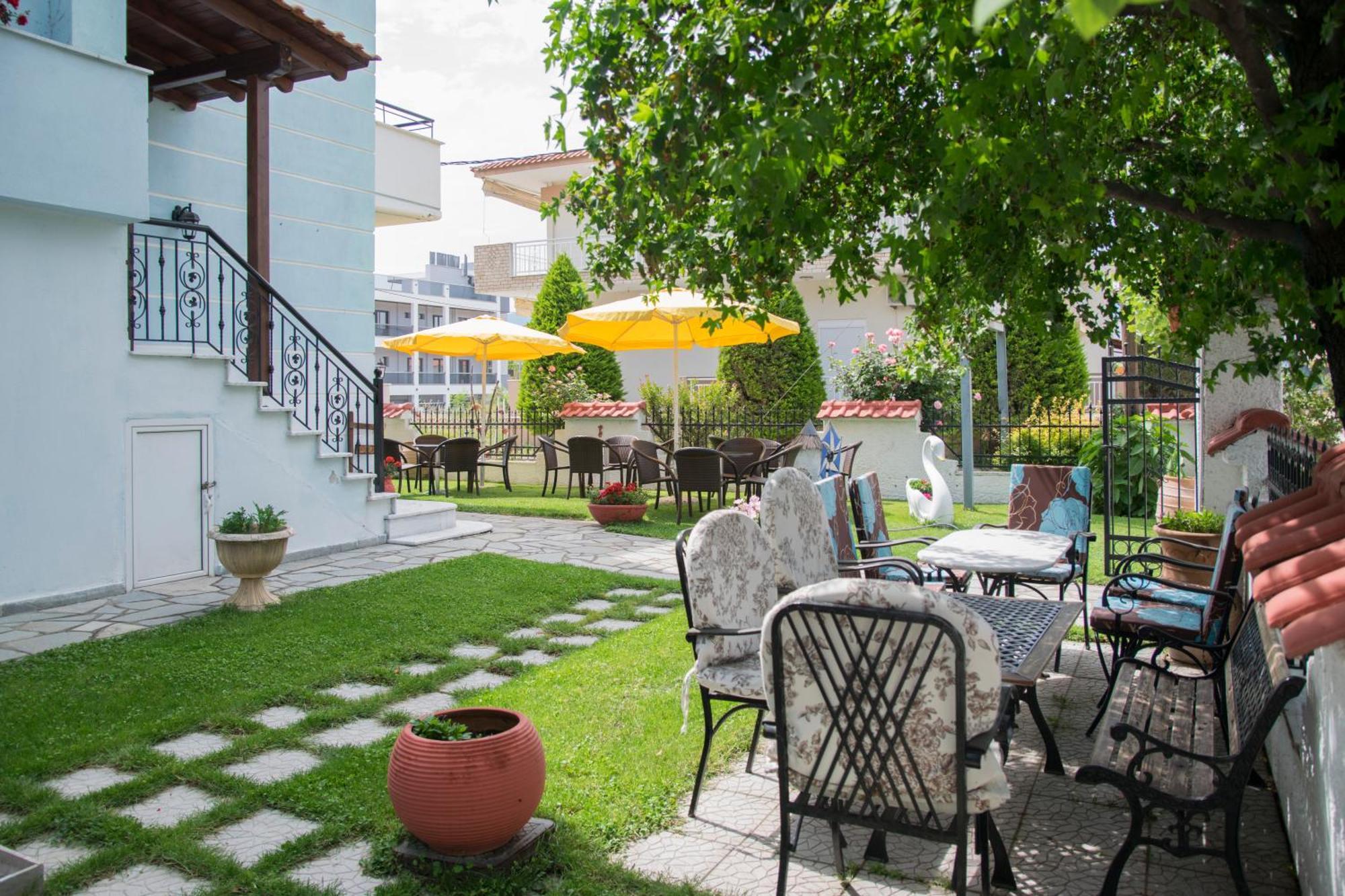 Athanasia Inn Nea Vrasna Exterior photo